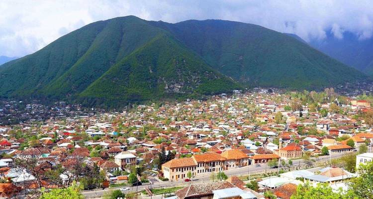 Circuito por Azerbaiyán Georgia Armenia 20 días - Cascade Travel 7