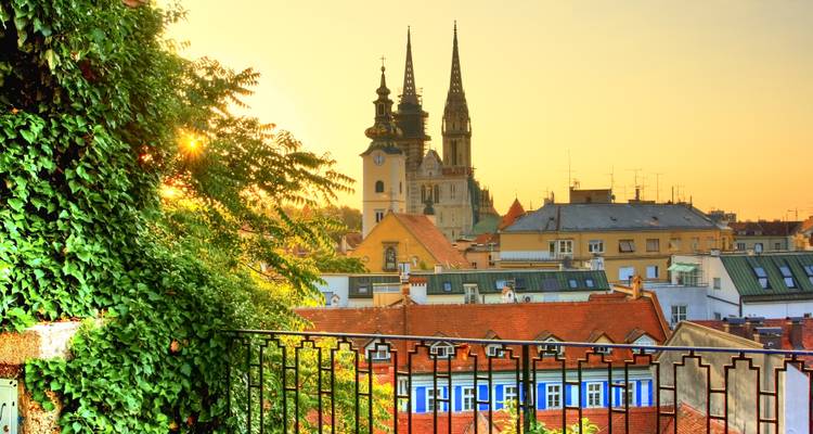 SOLEIL DALMATE AVEC SARAJEVO ET BELGRADE - Kompas 2