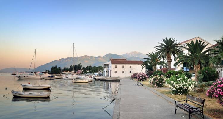FOUR ADRIATIC COUNRTIES: ZAGREB TO TIRANA - Kompas 7