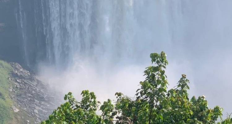 Angolan Adventure: A Journey Through History and Nature 8 Days/7 Nights - Across Africa Tours & Travel 4