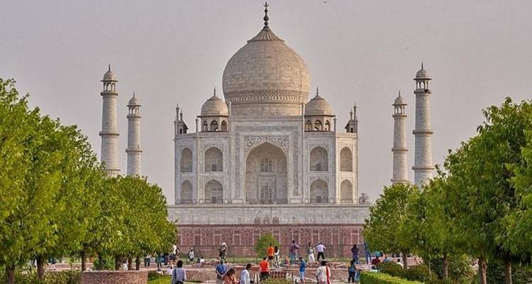 Explora el Taj Mahal y la riqueza histórica de Fatehpur Sikri desde Delhi en coche - Sami World Travels 10
