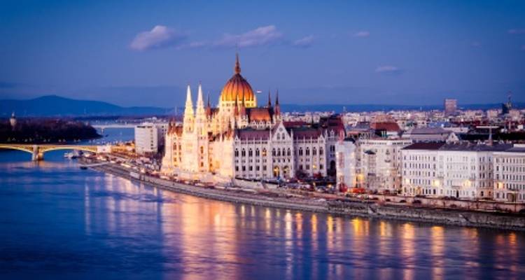 Taking in 3 countries: The Danube and its traditions (6 destinations) - CroisiEurope River Cruises 1