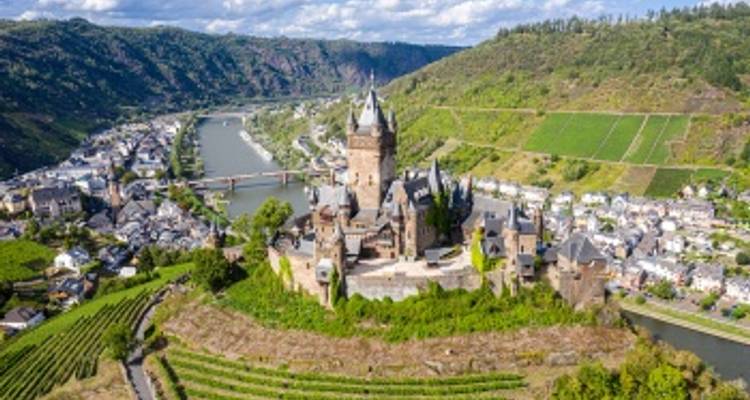 Une croisière à travers quatre vallées européennes exquises (croisière de port à port) (42 destinations) - CroisiEurope River Cruises 1