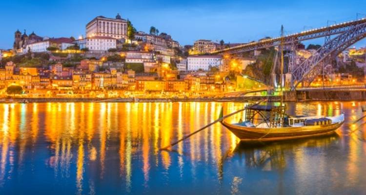 De Portugal a España: Oporto, el Valle del Duero (Portugal) y Salamanca (España) - Vasco de Gama - CroisiEurope River Cruises 1