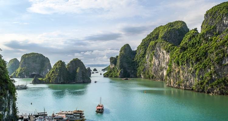 Circuito Vietnam clásico Hanói - Bahía de Halong - Yoganshi Travel 3