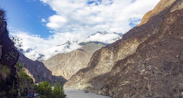 Valleys and Natural Beauty of North Pakistan - Guided Private Tour - Ventus Touristik GmbH 1