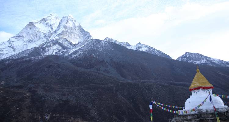 Excursión corta al campamento base del Everest - Travel Max Guide 2
