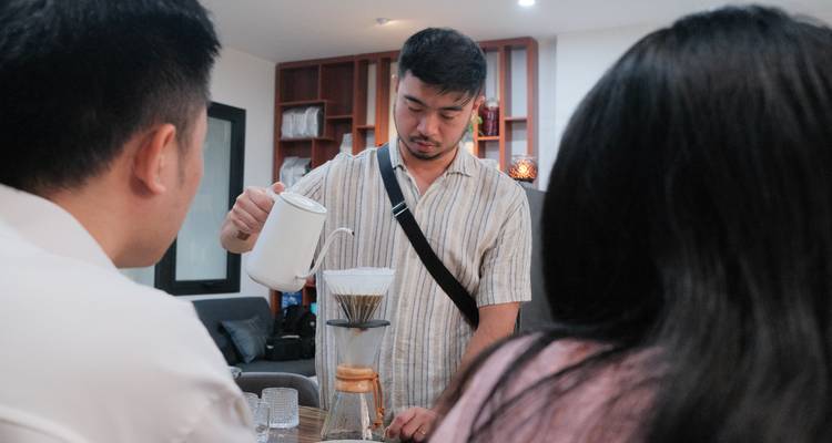 Taller de Café de Hanoi: Bebe, saborea y experimenta el auténtico café vietnamita - Taller Conjunto - Up Travel Vietnam 1