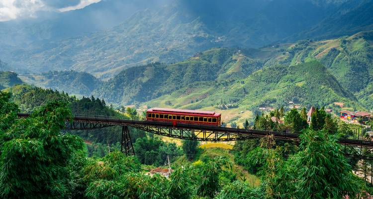 3D2N Hanoi to Sapa Tour Adventure : Cat Cat Village, Fansipan Peak & Moana Check-in Point - Up Travel Vietnam 6