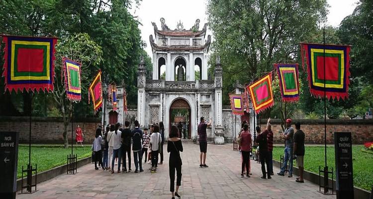 Hanoi : visite privée des musées, de l'histoire et des mausolées - Lavyla Tourist 10