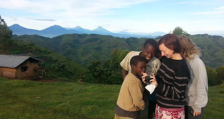 4 jours de randonnée au Rwanda pour les gorilles - Oasis Safaris Limited 2