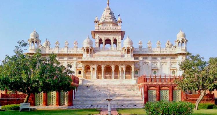 Discover India in 12 Days: From the Golden Triangle to Rajasthan and Mathura - Edshil Tours  4