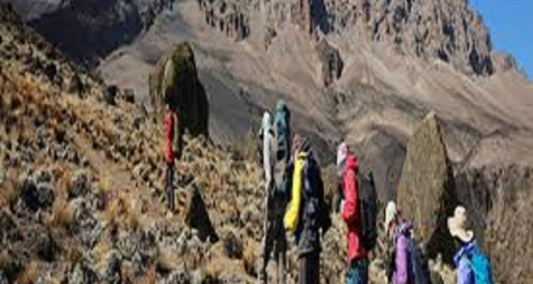 Le plus haut sommet du Kilimandjaro : excursion d'une journée à Marangu - Kilingeadventures 2