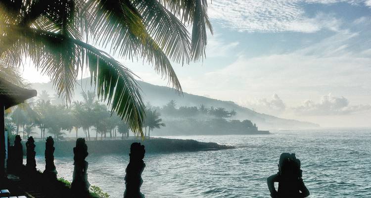 17 days Faces of Indonesia: Java-Sulawesi-Bali - Oasis Travel 2