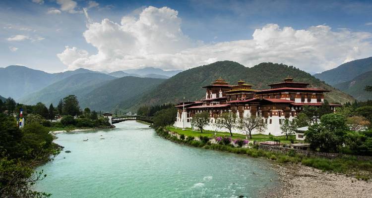 Bhutan - The Hidden Kingdom - Discover Corps 2