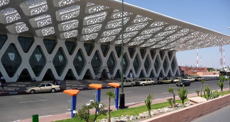 Transfert de Tanger à l'aéroport ou à la ville de Marrakech (privé) - Omega Tour 6