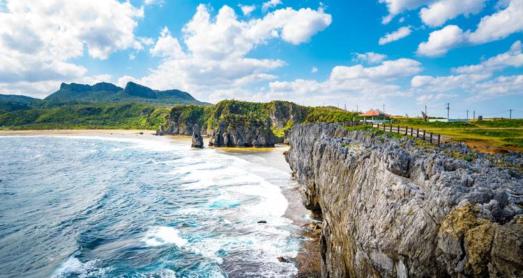 Japan goes Okinawa: Sushi, Shinto & Sunshine Vibes (5 destinations) - journaway 8