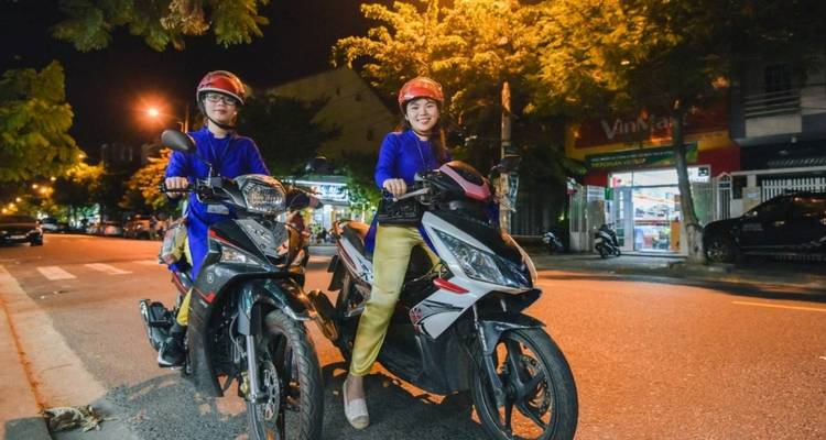 Viaje gastronómico único de 8 días por el sur y el centro de Vietnam (guía y conductor privados）) - UME Travel Co. Ltd 6