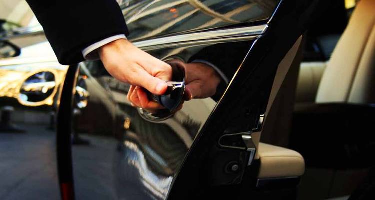Transfert de Casablanca à l'aéroport de Tanger ou à la ville (privé) - Omega Tour 2