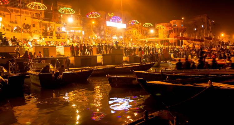 (20 Days) Royal Splendor and Spiritual Tour of India with 5-Star Hotel -  Taj Voyages Tours  2