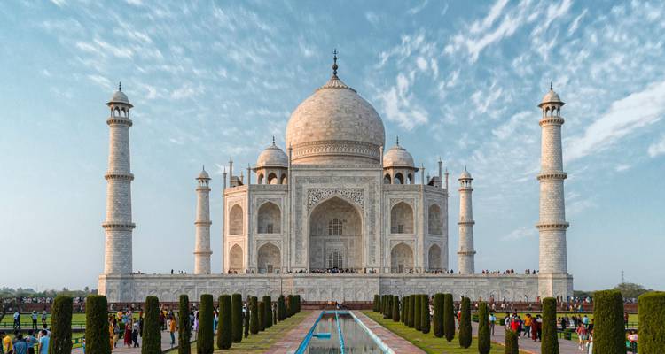 4 Days Golden Triangle Tour With Deluxe Accommodations - Yoganshi Travel 9