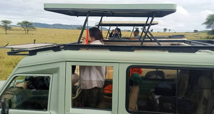Safari de 5 días por Maasai Mara y Serengeti - Kenia y Tanzania - Lights on Africa Destinations & Safaris 4