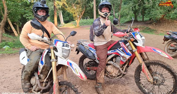 Increíble circuito en moto de 4 días por Camboya desde Siem Reap a Preah Vihear, Tbeng Meanchey y Kampong Thom - VietLong Travel 6