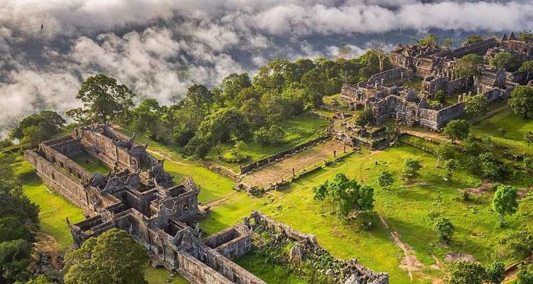 5-Day Historic Cambodia Motorbike Tour from Siem Reap to Preah Vihear, Stung Treng, Kratie, Kampong Cham - VietLong Travel 2