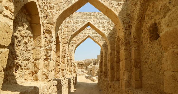 Classics from Arabia Bahrain and Qatar - Europamundo 10