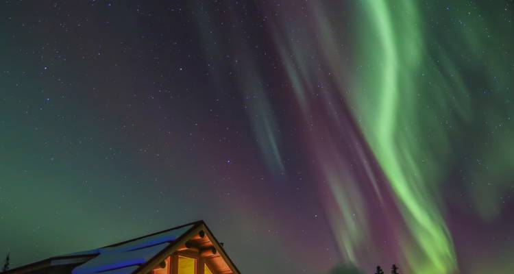 Yukon Northern Lights & Rockies Christmas Premium Tour - Discover Canada Tours 2