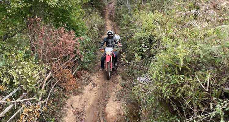 4-Day Incredible Cambodia Off-road Adventure Tour from Siem Reap to Preah Vihear and Kampong Thom - DNQ Travel 7