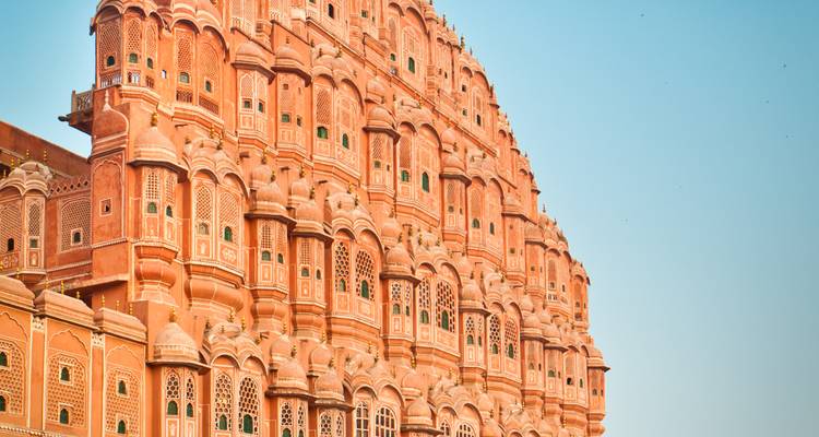 6 Nights 7 Days Luxury Golden Triangle Tour With Varanasi (5 Star Hotels) -  Taj Voyages Tours  6