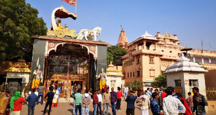 Une semaine de merveilles à la découverte de Delhi, Jaipur, Agra, Mathura et Varanasi - Edshil Tours  8