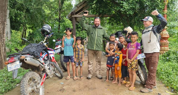 Scenic Siemreap Offroad Motorbike Tour to Banlung, Kratie & Preah Vihear - 6 Days - DNQ Travel 1