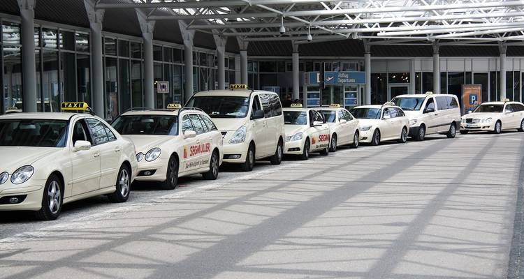 Tirana à Pristina, Kosovo Transport privé - Go as Local  2