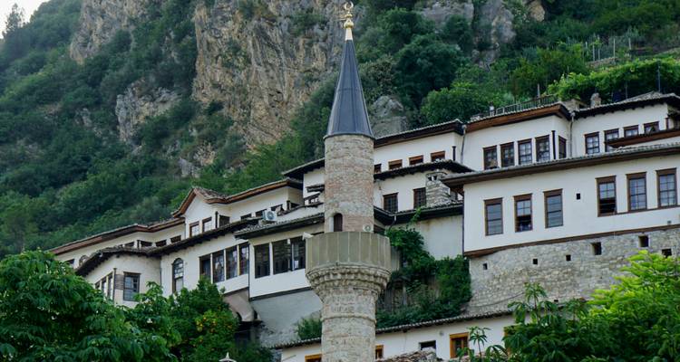 Tour of Albania in 5 Days – The best of Culture & UNESCO Herritage - Go as Local  1