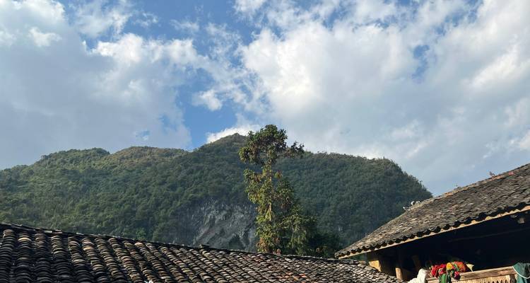 Circuito de 6 días por Ha Giang en moto - Maika Tours 10