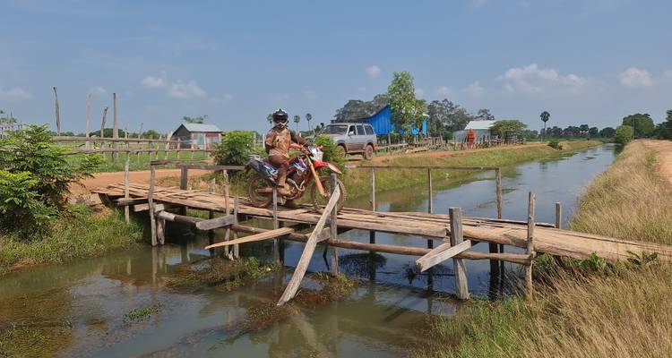 Engaging Cambodia Offroad Motorbike Tour from Phnom Penh to Kirirom National Park, Battambang - VietLong Travel 4