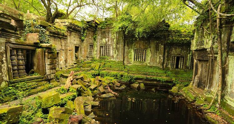 Cambodia Motorcycle Adventure: from Phnom Penh to Siem Reap via Cardamom Mountains, Preah Vihear - VietLong Travel 5