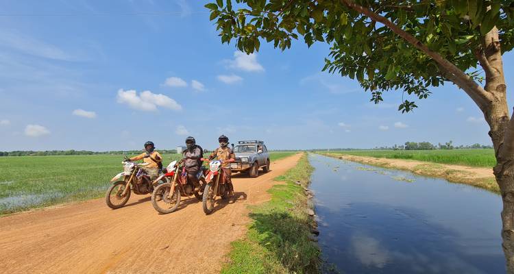 Cambodia Motorcycle Adventure: from Phnom Penh to Siem Reap via Cardamom Mountains, Preah Vihear - VietLong Travel 9
