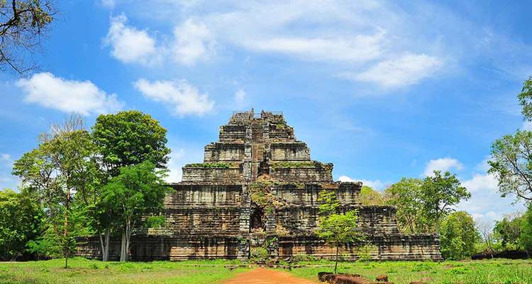 Captivating Cambodia Motorbike Tour from Siem Reap to Koh Ker, Preah Vihear, and Battambang - VietLong Travel 3