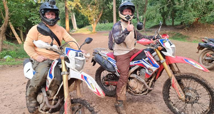 De Siem Reap a Phnom Penh Circuito en moto todoterreno a Koh Ker, Preah Vihear, Parque Nacional de Kirirom - VietLong Travel 2