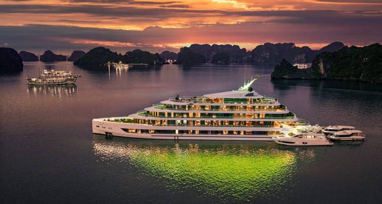 Sea Star 5 Star - Discover Halong Bay 2 days 1 night - Indochina Today Travel 2