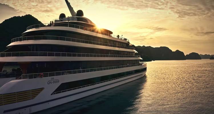 Sea Star 5 Star - Discover Halong Bay 2 days 1 night - Indochina Today Travel 4