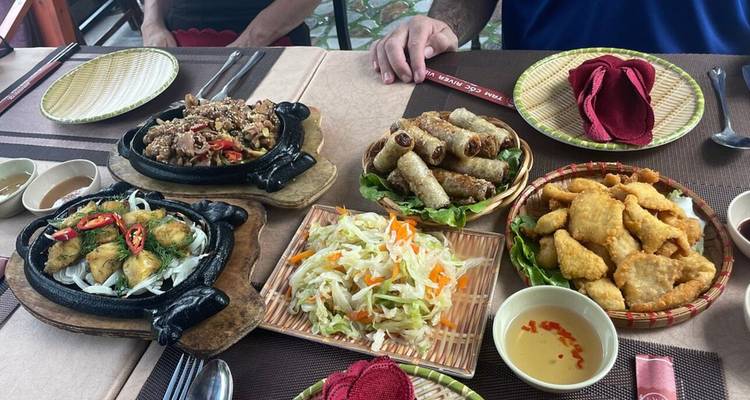 Excursiones en Jeep por Ninh Binh desde Hanoi: Jeep + Barco + Vida diaria | Vietnam - Open Asia Travel  3