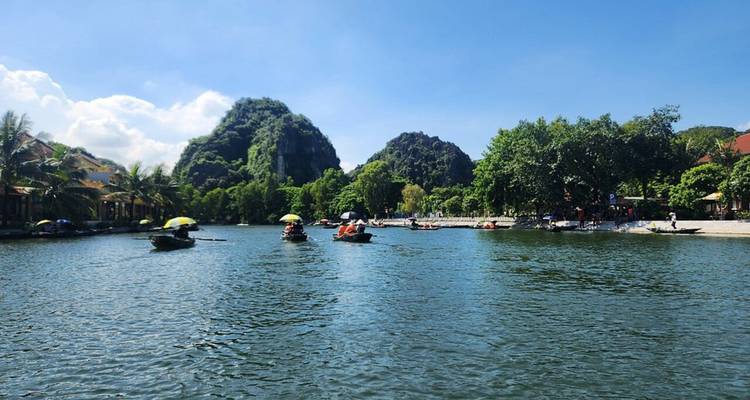 Excursiones en Jeep por Ninh Binh desde Hanoi: Jeep + Barco + Vida diaria | Vietnam - Open Asia Travel  7