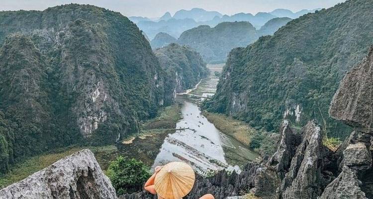 Excursiones en Jeep por Ninh Binh desde Hanoi: Jeep + Barco + Vida diaria | Vietnam - Open Asia Travel  9