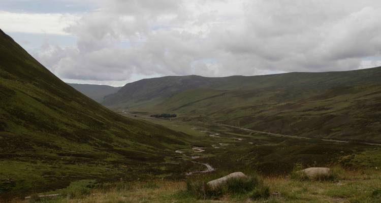Aberdeenshire, Balmoral Castle & the Northeast Coast - Timberbush Tours 3