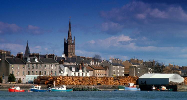 Aberdeenshire, Balmoral Castle & the Northeast Coast - Timberbush Tours 7