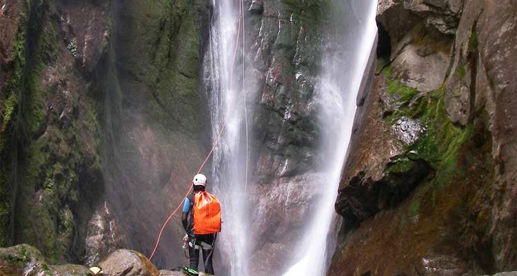 Circuit multi-aventures au Népal : Rafting, parapente et randonnée (6 jours) - Trek Mania Nepal  3